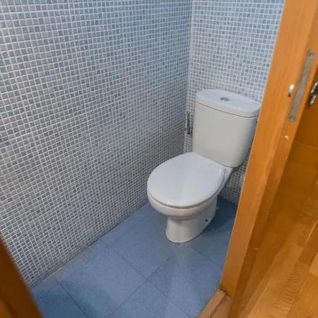 2 Bedroom Duplex With Balcony 4-3 * Barcelone