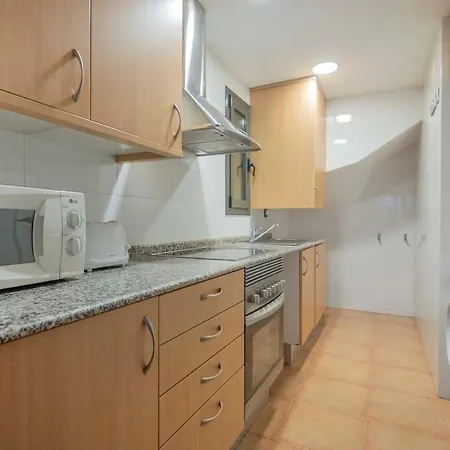 2 Bedroom Duplex With Balcony 4-3