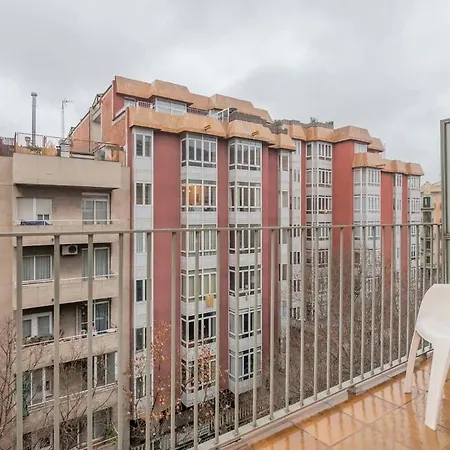 Apartamento 2 Bedroom Duplex With Balcony 4-3 Barcelona