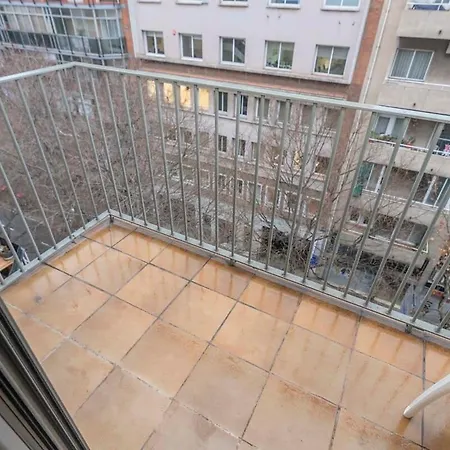 Apartamento 2 Bedroom Duplex With Balcony 4-3