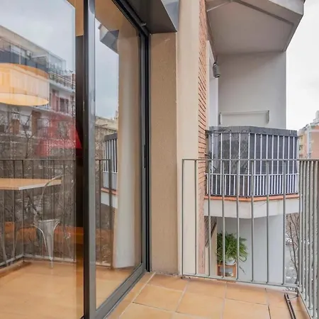 Apartamento 2 Bedroom Duplex With Balcony 4-3 Barcelona