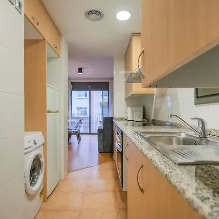 2 Bedroom Duplex With Balcony 4-3 Barcelona