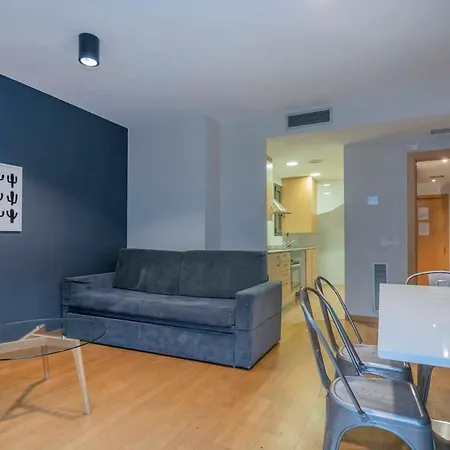 Apartamento 2 Bedroom Duplex With Balcony 4-3 Barcelona