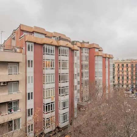 2 Bedroom Duplex With Balcony 4-3 Apartamento Barcelona