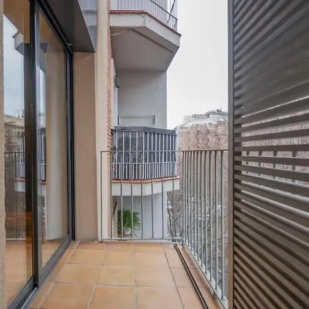 2 Bedroom Duplex With Balcony 4-3 Apartamento