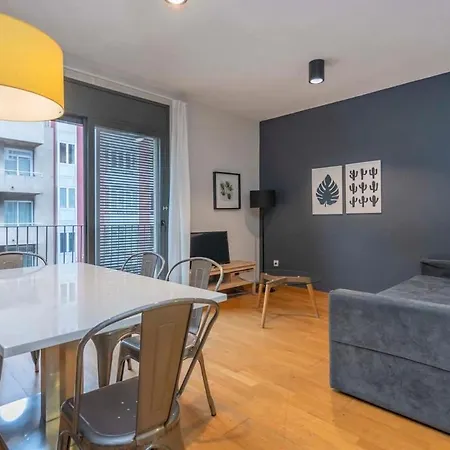 Apartamento 2 Bedroom Duplex With Balcony 4-3 *