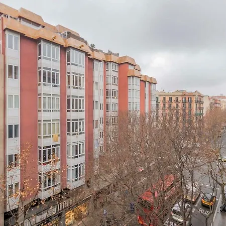 2 Bedroom Duplex With Balcony 4-3 * Barcelona