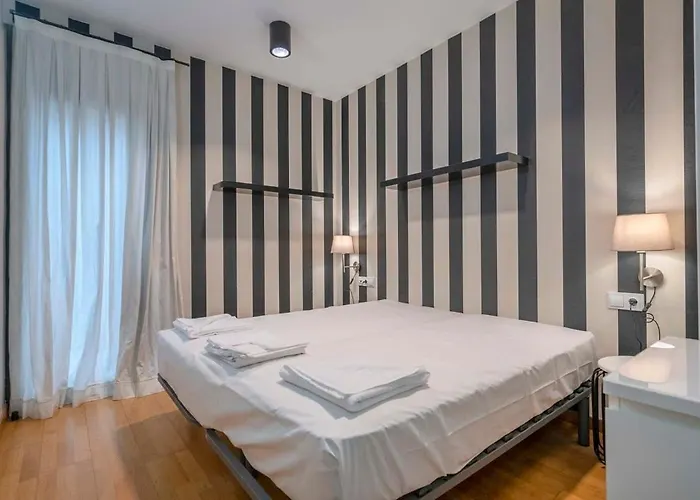 公寓 The Collection - 2 Bedroom Duplex With Balcony 4-3 巴塞罗那